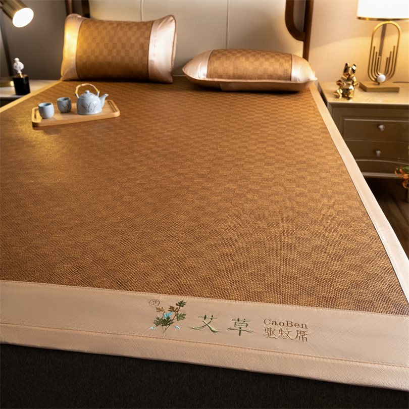 Cooling Mat Bamboo Summer Mat  - Silk Pillowcase Set ulasan dan harga