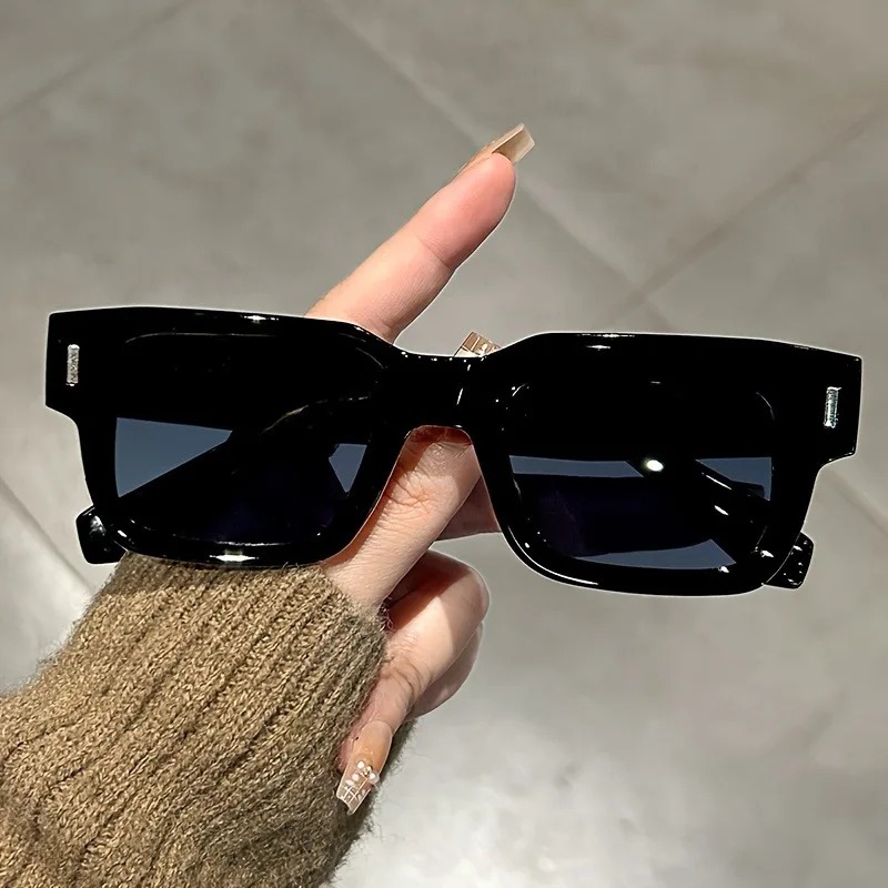 Luxurious Rectangle Sunglasses - Luxury Zone ulasan dan harga