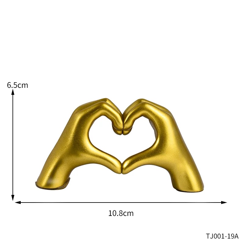 Resin Love Gesture Sculpture D - Quiet Luxury Lifestyle ulasan dan harga